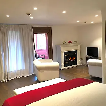 Del Hotel